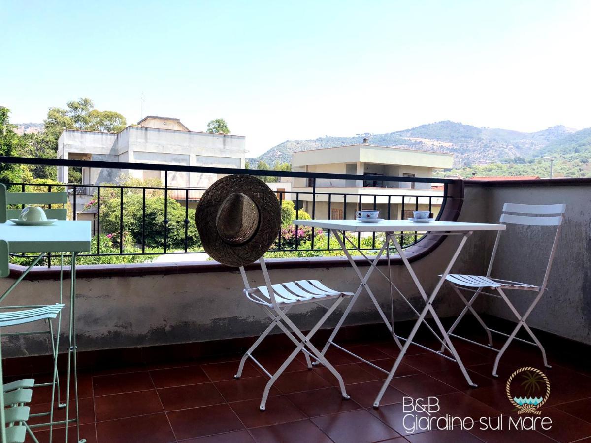 Giardino Sul Mare Bed and Breakfast Patti Εξωτερικό φωτογραφία